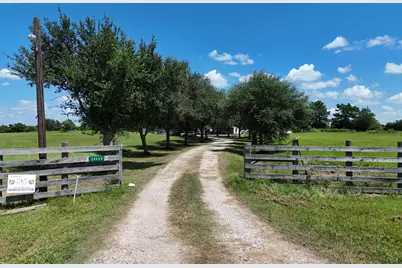 29400 Waller Gladish Road, Waller, TX 77484 - Photo 2