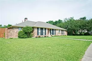 2509 Country Valley Rd, Garland, TX 75041 - Photo 2