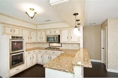 2509 Country Valley Road, Garland, TX 75041 - Photo 8