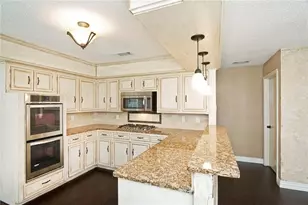 2509 Country Valley Rd, Garland, TX 75041 - Photo 8