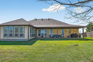 2515 Lakeshore Dr, Cleburne, TX 76033 - Photo 24