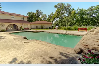 408 Rainey Street, Bonham, TX 75418 - Photo 18