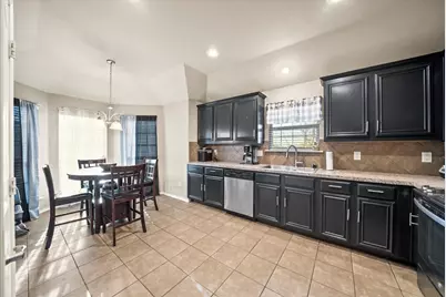 2001 Woodmere Drive, Lancaster, TX 75134 - Photo 14