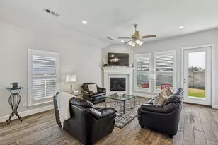 8212 San Bernard Trl, McKinney, TX 75071 - Photo 10