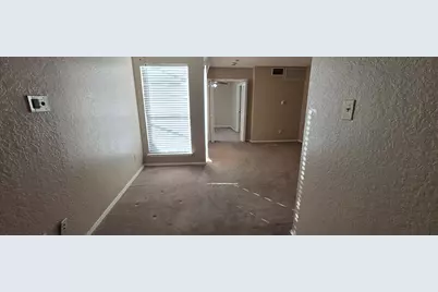 9811 Walnut Street #301, Dallas, TX 75243 - Photo 4