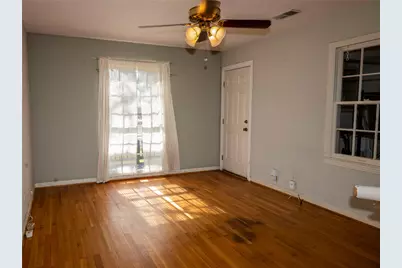 6815 E Grand Avenue, Dallas, TX 75223 - Photo 20