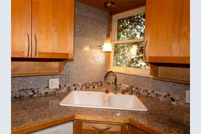 6815 E Grand Avenue, Dallas, TX 75223 - Photo 10