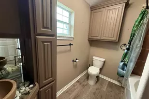 400 N Ave A, Springtown, TX 76082 - Photo 14