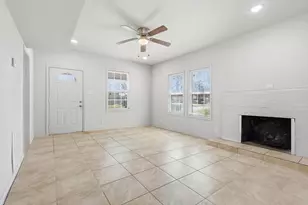 709 N Chandler Ave, Denison, TX 75020 - Photo 6