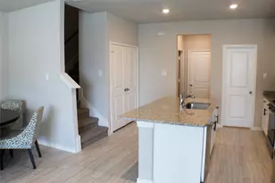 7149 Blue Jay Wy, Richland Hills, TX 76118 - Photo 4