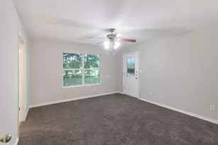 1822 Sharon Dr, Corinth, TX 76210 - Photo 16