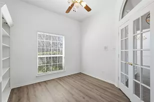 424 Country Ridge Ln, Red Oak, TX 75154 - Photo 18