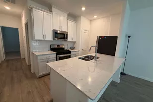 1033 Rosebay Dr, Justin, TX 76247 - Photo 4