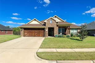 3213 Shoreline Dr, Burleson, TX 76028 - Photo 2