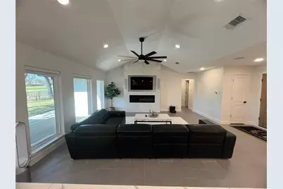 1007 Kingston Drive, Mansfield, TX 76063 - Photo 16