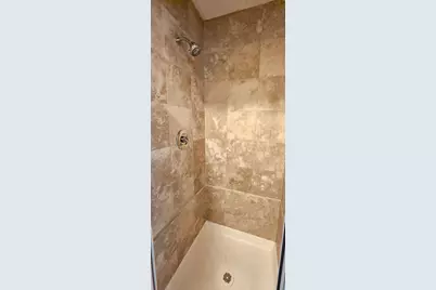 1721 Saint James, Carrollton, TX 75007 - Photo 16