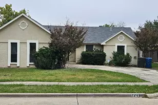 1721 Saint James, Carrollton, TX 75007 - Photo 1
