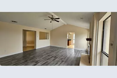 1721 Saint James, Carrollton, TX 75007 - Photo 2