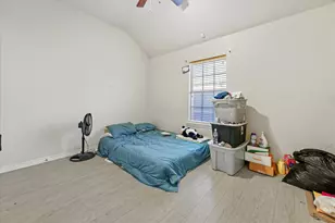 519 Delores Dr, Grand Prairie, TX 75052 - Photo 26