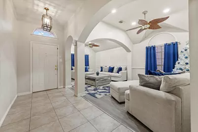 519 Delores Drive, Grand Prairie, TX 75052 - Photo 8