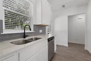 719 E Maple Row, Denison, TX 75021 - Photo 6