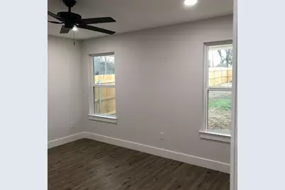 700 W Parnell Street, Denison, TX 75020 - Photo 8