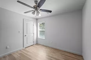 413 S Willow St, Sherman, TX 75090 - Photo 12