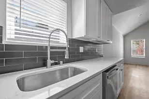 413 S Willow St, Sherman, TX 75090 - Photo 8