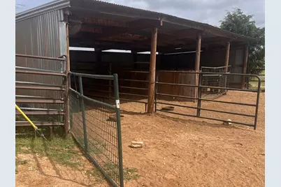 2548 County Road 2690, Alvord, TX 76225 - Photo 10