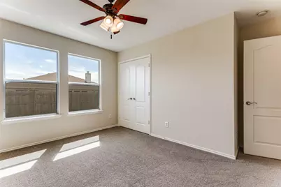 725 Redwing Drive, Saginaw, TX 76131 - Photo 22