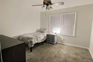 609 E Ellen Ave, Hurst, TX 76053 - Photo 10