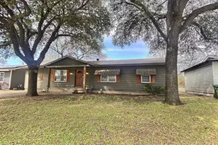 609 E Ellen Ave, Hurst, TX 76053 - Photo 2