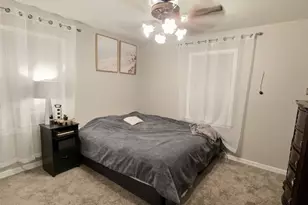 609 E Ellen Ave, Hurst, TX 76053 - Photo 10