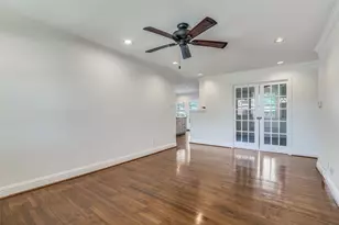 10651 Larchfield Ln, Dallas, TX 75238 - Photo 6