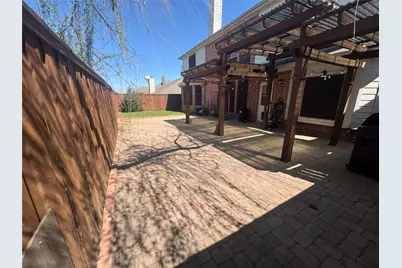 105 Reatta Drive, Justin, TX 76247 - Photo 4