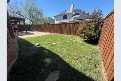 105 Reatta Drive, Justin, TX 76247 - Photo 2