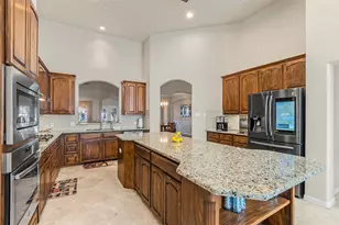 1200 Rio Bravo Way, Shady Shores, TX 76208 - Photo 10