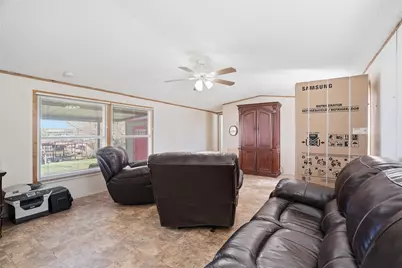 4037 Lands End Court, Granbury, TX 76048 - Photo 12