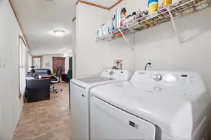 4037 Lands End Ct, Granbury, TX 76048 - Photo 26