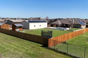 118 Chazlynn Ct, Waxahachie, TX 75165 - Photo 4