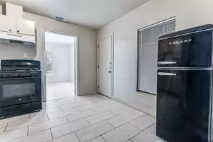 7909 Wanebe Dr, Dallas, TX 75235 - Photo 8