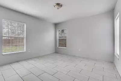 7911 Wanebe Drive, Dallas, TX 75235 - Photo 4