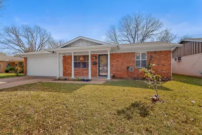 412 Elaine Drive, Irving, TX 75060 - Photo 4