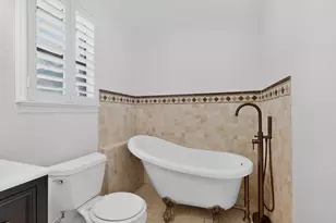 412 Elaine Dr, Irving, TX 75060 - Photo 22