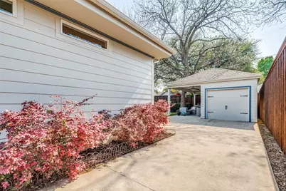 419 Monte Vista Drive, Dallas, TX 75223 - Photo 22