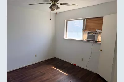 1304 Glynn Oaks Drive, Arlington, TX 76010 - Photo 6