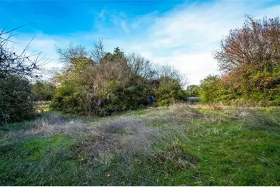 800 N Prairie Creek Road, Dallas, TX 75217 - Photo 2