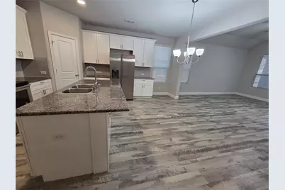 2620 Empire Street, Denton, TX 76209 - Photo 6