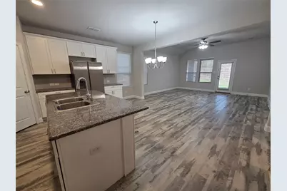 2620 Empire Street, Denton, TX 76209 - Photo 4