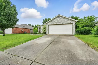 636 Capricorn Street, Cedar Hill, TX 75104 - Photo 2